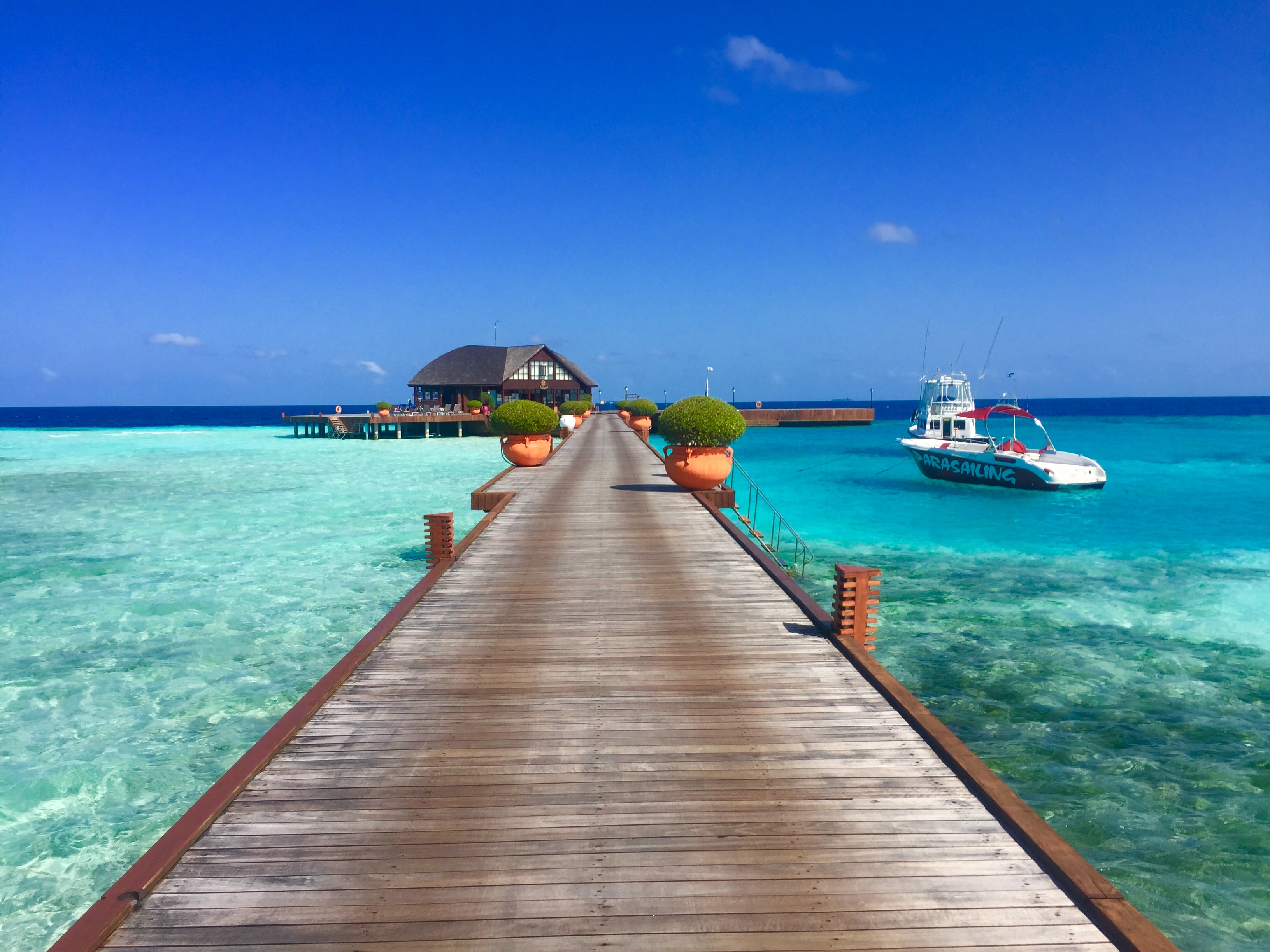 Top 5 Luxurious Hotels in the Maldives