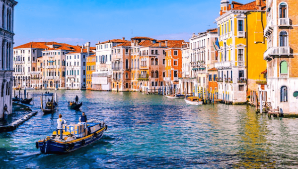 Your Ultimate Budget Travel Guide to Venice, Italy