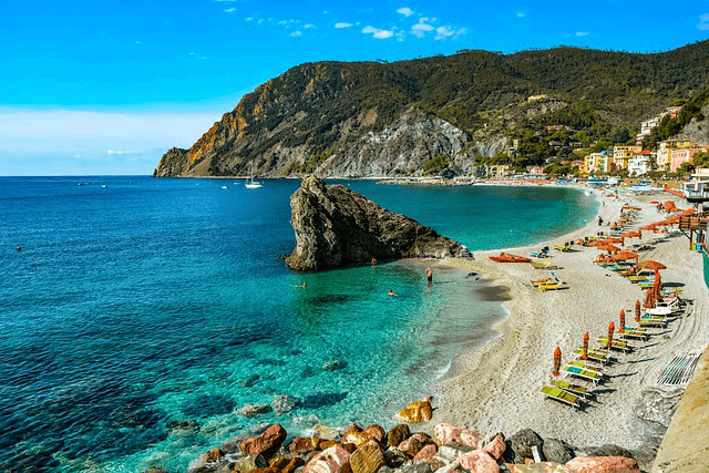 Beaches Spiaggia della Pelosa Sardinia Travel Guide